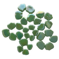 Flori Sakura sidefate – verde de pajiște
