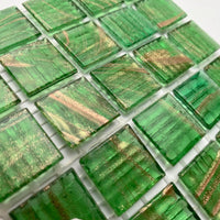 Mozaic din sticlă cu vinișoare aurii 20mm – absint - mosaicshop