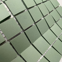 Winckelmans Vert Pale – plăcuțe de mozaic mate de 20x20 mm pe plasă