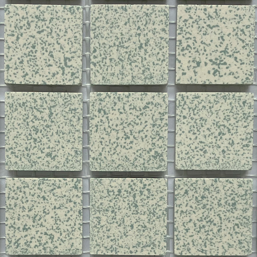 Winckelmans Vert 209 Mouchetés 20x20 mm – detaliu al petelor verzi și al finisajului mat