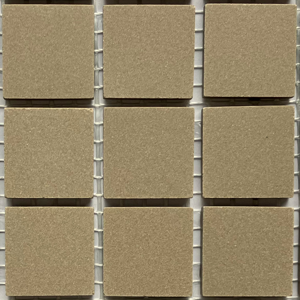 Winckelmans Taupe – plăcuțe de mozaic mate de 20x20 mm pe plasă