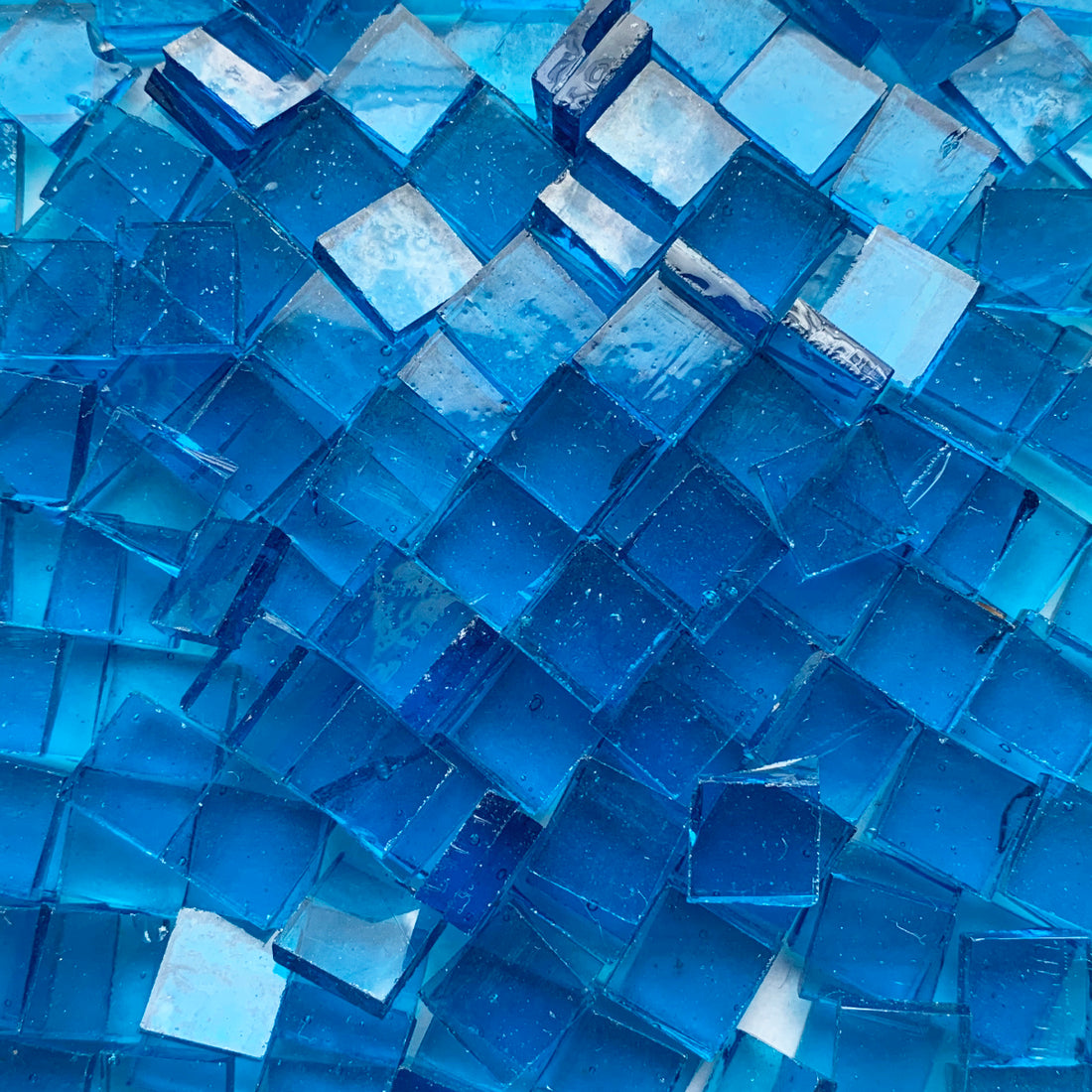 Mozaic din sticlă Tiffany Glacier 10mm – albastru Capri