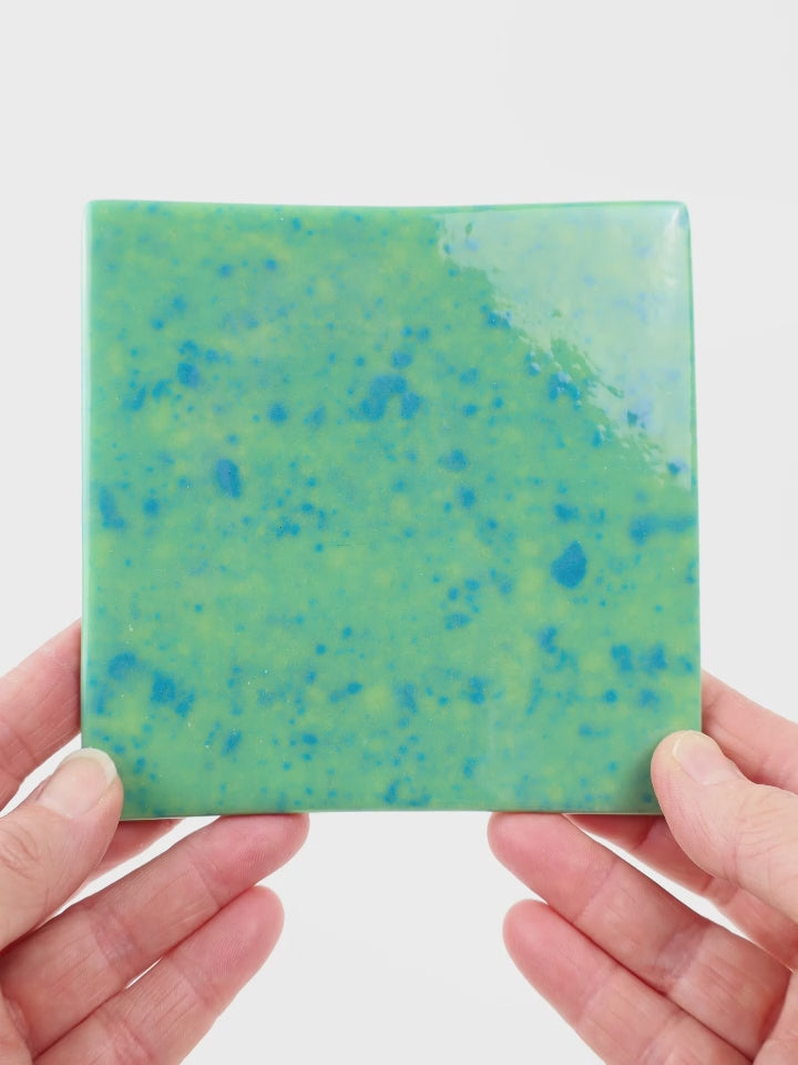 Video showing Morasutti Smalti mosaic tile – green_blue – 11.5 x 11.5 cm, rotated to show full tile