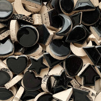 Přívěsky černé — Mosaicshop