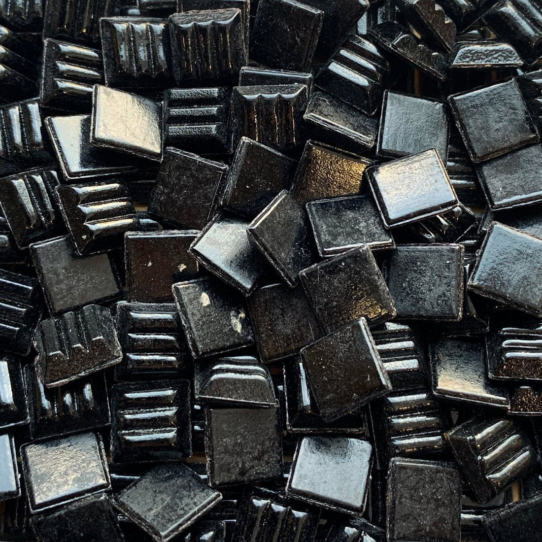 Mozaic din sticlă 10mm – negru - mosaicshop