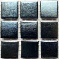 Mozaic din sticlă irizat 20mm – negru - mosaicshop