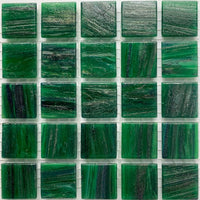 Mozaic din sticlă cu vinișoare aurii 20mm – verde pădure - mosaicshop