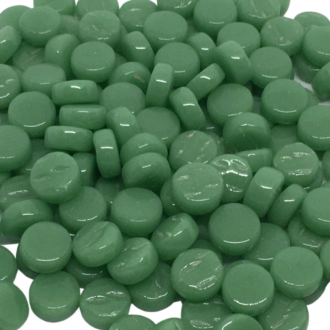 Mozaic din sticlă – Mini discuri 8mm – verde rouă - mosaicshop