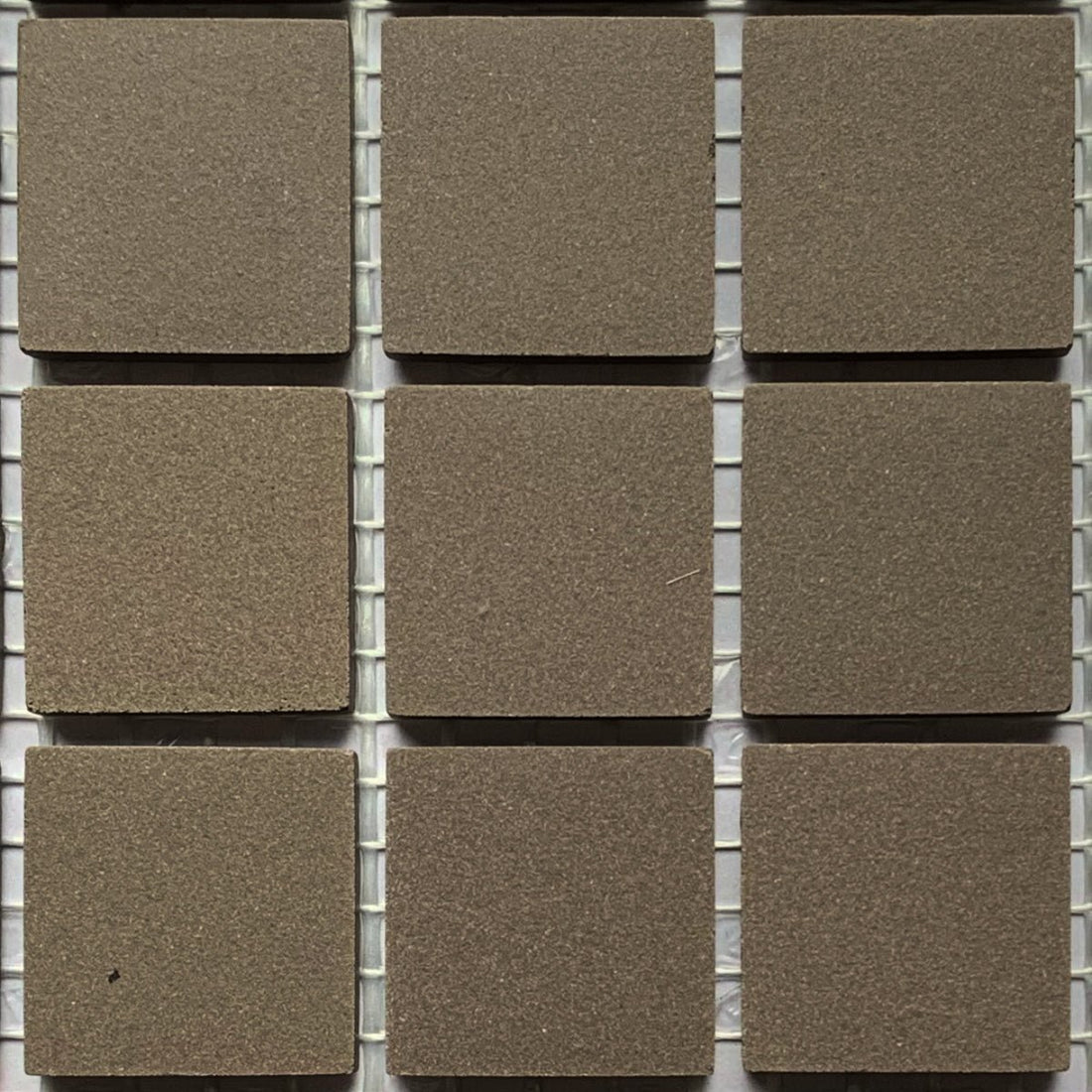 Winckelmans Anthracite – plăcuțe de mozaic mate de 20x20 mm pe plasă
