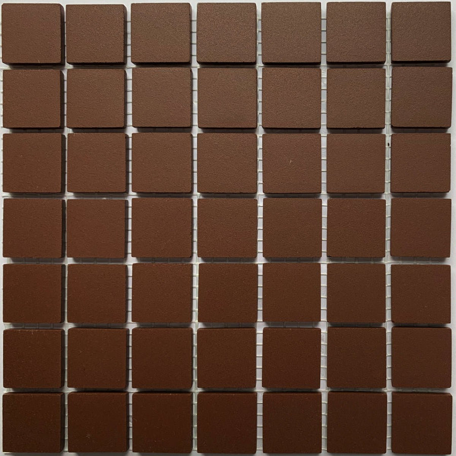 Winckelmans Brun – plăcuțe de mozaic mate de 20x20 mm pe plasă