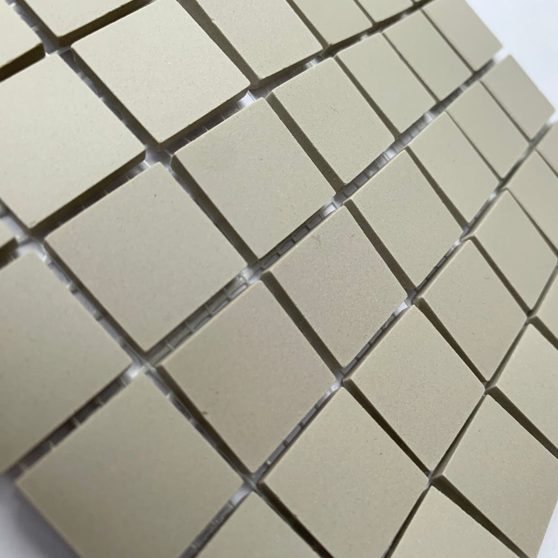 Winckelmans Perle – plăcuțe de mozaic mate de 20x20 mm pe plasă