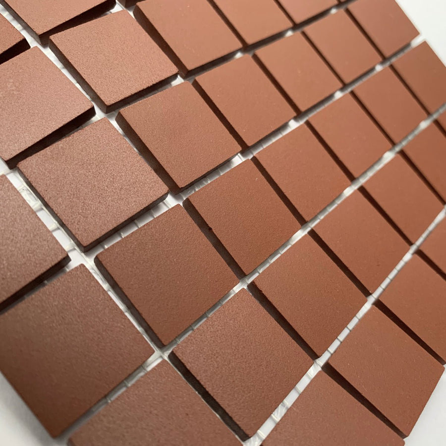 Winckelmans Rouge – plăcuțe de mozaic mate de 20x20 mm pe plasă